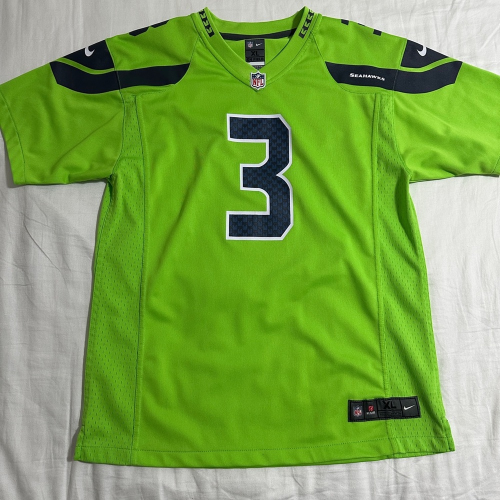 Youth Nike Russell Wilson Green Seattle Seahawks Color Rush Game Jersey - XL